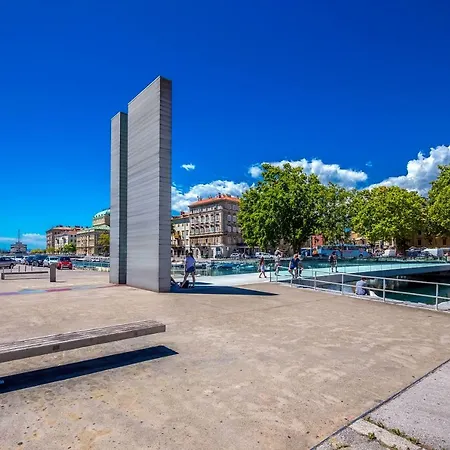 Apartment Small, Sweet & Cosy