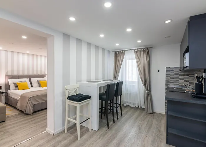 Small, Sweet & Cosy * Rijeka
