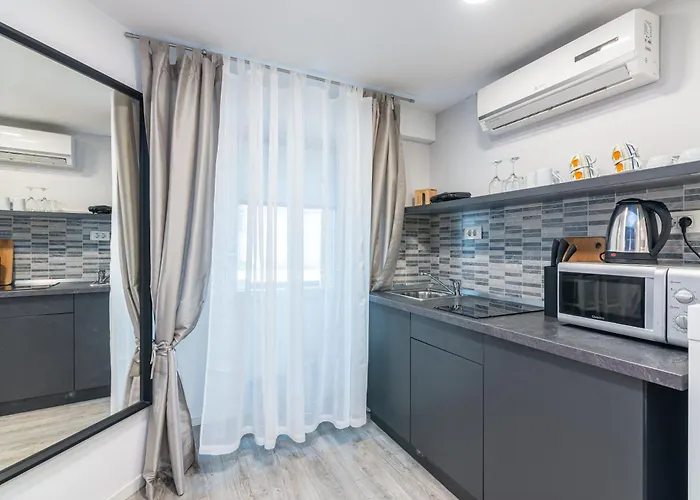 Small, Sweet & Cosy Apartament